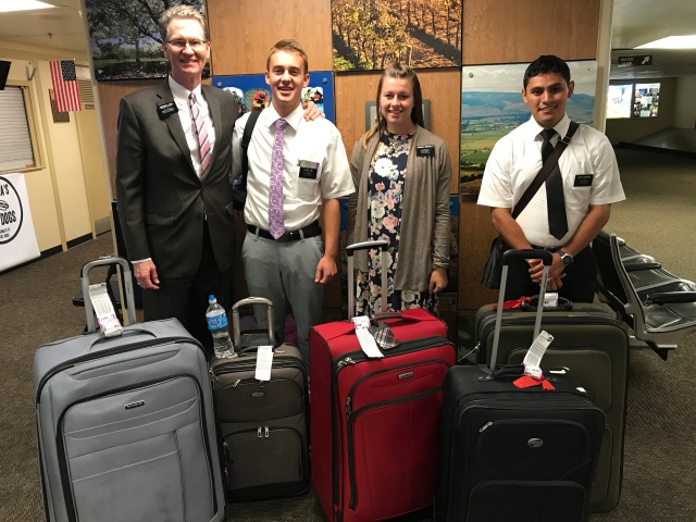 2017-9-27 Puerto Rico Missionaries Arrive (4)